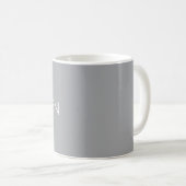 Grau minimalistischer benutzerdefinierter Name Kaffeetasse (VorderseiteRechts)