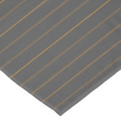 Grau mit Orange Pinstripes Tablette Tischdecke (Schrägansicht)