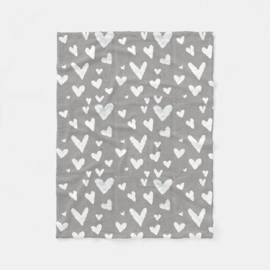 Grau mit weißen Herzen Fleecedecke (Vorderseite)