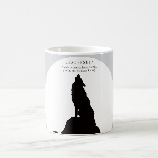 Grau schwarze Pop-Art-Führungs-Wolfheulen Kaffeetasse (Mittel)