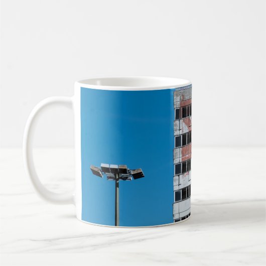 GRAU-SCHWARZE POST-LAMPE KAFFEETASSE (Links)