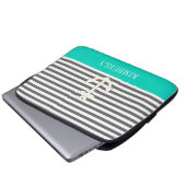Grau Stripes Seeanker-aquamarines Monogramm Laptopschutzhülle (Vorne Knopf)