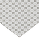 Grau-Tiled-Diamantquadrat-Muster Tischdecke (Schrägansicht)