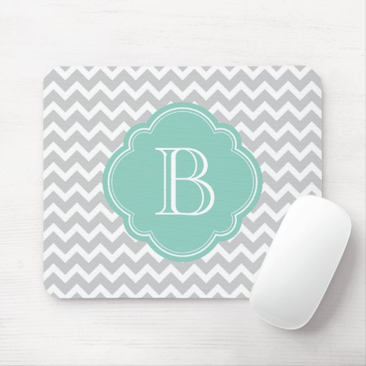 Grau und Aqua Moderne Zickzack Monogramm Mousepad (Mit Mouse)