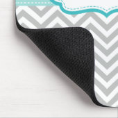 Grau und Aqua Personalisiert Polka Dots Muster Mousepad (Ecke)