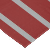 Grau und Burgund Muster Tischdecke (Schrägansicht)