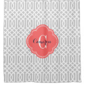 Grau und Coral Trellis Monogram Duschvorhang (Vorderseite)