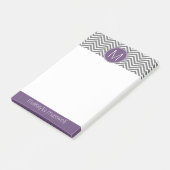 Grau und Eggplant Chevrons mit Custom Monogram Post-it Klebezettel (angewinkelt)