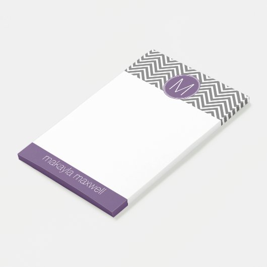 Grau und Eggplant Chevrons mit Custom Monogram Post-it Klebezettel (angewinkelt)