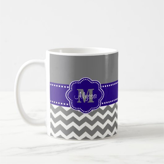 Grau-und Marine-Blau-Zickzack personalisierte Kaffeetasse (Links)