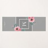 Grau und Rosa | Monogramm der Aquarellfarben-Blume Yogamatte (Vorderseite (Horizontal))