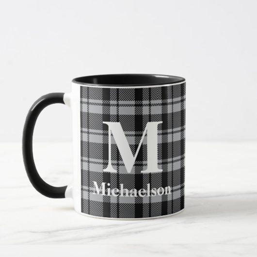 Grau und Schwarz Kariert mit Monogrammname Tasse (Links)