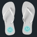 Grau und Türkis: Tiny Dots Monogram Badesandalen<br><div class="desc">Maßgeschneiderte gedreht Flop Sandalen mit einem niedlichen gürtelförmigen Polka-Punktmuster und einem eigenen Monogramm oder einem anderen Text in einem Kreisrahmen. Klicken Sie auf Anpassen,  um Schriftart und Farben zu ändern oder eigene Bilder hinzuzufügen,  um ein einzigartiges Design zu erstellen!</div>