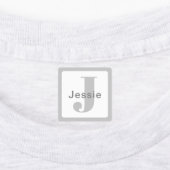 Grau und Weiß | Name und Monogramm wasserdicht Etiketten (Befestigt)