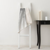 Grau (wechselbare Farbe) Ombre & Textmuster Sherpadecke (Beispiel)