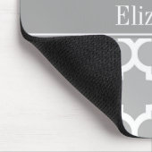 Grau-weiß marokkanisch #5 Dark Gray Name Monogram Mousepad (Ecke)