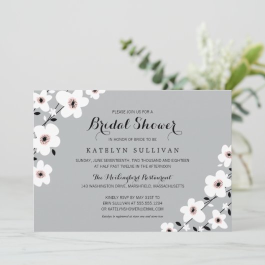 Grau-Weiß-Moderne Anemone | Brautparty Einladung (Stehend Vorderseite)