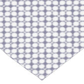 grau weißer Tupfen- und Karomuster Tischdecke (Schrägansicht)