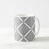 Grau-weißes geometrisches kariertes Muster Kaffeetasse (VorderseiteRechts)