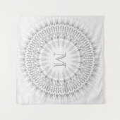 Grau White Mandala Monogram Wandteppich (Vorderseite (Horizontal))