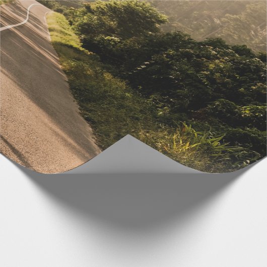 Graubetonstraße am Morgen Geschenkpapier (Ecke)