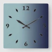 Graublau. Quadratische Wanduhr (Vorderseite)