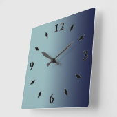 Graublau. Quadratische Wanduhr (Winkel)