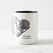 Graue Alien, die Wahrheit ist da draußen Zweifarbige Tasse (Vorderseite Links)