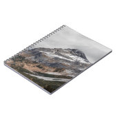 GRAUE BERGE MIT SCHNEE UMGEBEN MIT TR NOTIZBLOCK (Linke Seite)