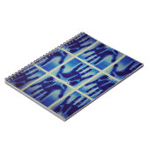 graue blaue Hand Notizblock (Linke Seite)