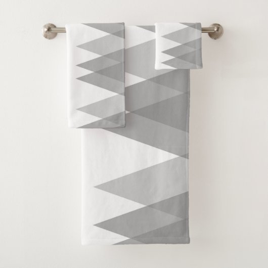 Graue Dreiecke Badhandtuch Set (Insitu)