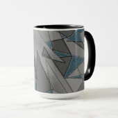 Graue Dreiecksausschnitte mit groben dunkelblauen  Tasse (VorderseiteRechts)