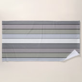 Graue Farbtöne mit schwarzen Streifen auf Aquarell Strandtuch (Vorderseite)