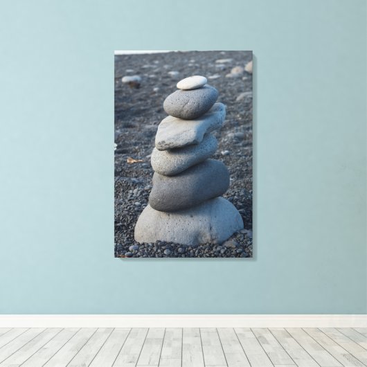 Graue Felsen am Strand Leinwanddruck (Insitu (Holzboden))