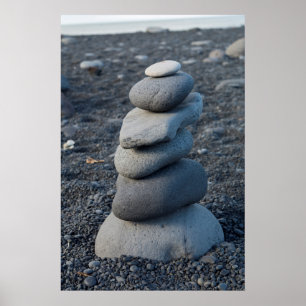 Graue Felsen am Strand Poster