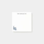 Graue getigerte Katze mit individuellem Text beim Post-it Klebezettel (Vorderseite)