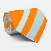 Graue, grüne Streifen auf orangefarbenen Streifen Krawatte (Gerollt)