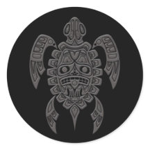 Graue Haida Spirit Sea Turtle auf Schwarz