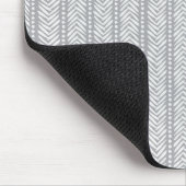Graue Hand gezeichnetes Zickzack Muster Mousepad (Ecke)