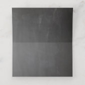 Graue Hochzeit im Chalkboard. Moderne, einfache Ta Platzkarte (Innenseite Aufgefaltet)