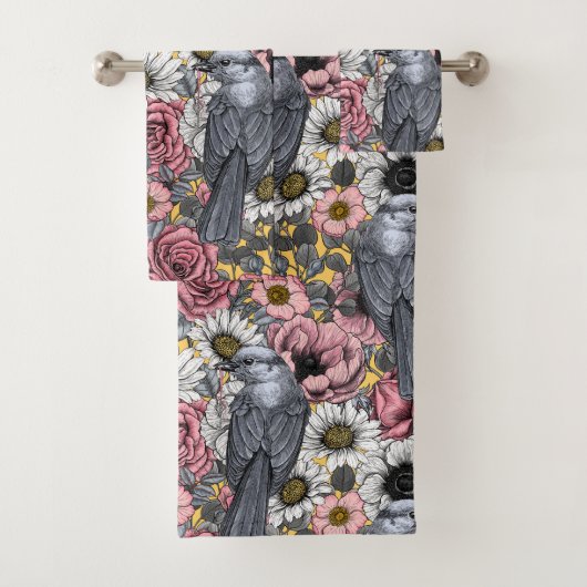 Graue Jay und Blume Badhandtuch Set (Insitu)