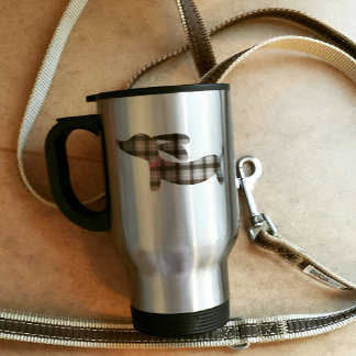 Graue Karierte Dackel | Travel Coffee Mug Reisebecher