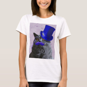 Graue Katze mit blauen Zylinder und dem T-Shirt