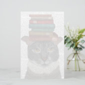 Graue Katze mit Büchern auf Kopf Briefpapier (Stehend Vorderseite)
