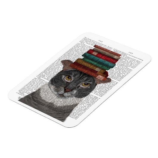 Graue Katze mit Büchern auf Kopf Magnet (Linke Seite)