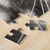 Graue Katze mit gelben Augen leckende Paste Puzzle (Seite)