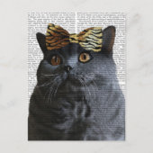 Graue Katze mit Leopard Bow Postkarte (Vorderseite)