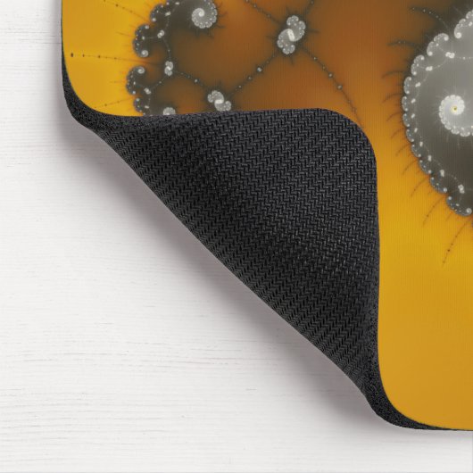 Graue Kreatur - Fraktal Mousepad (Ecke)