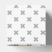 Graue Kreuzstiche auf Weiß Geschenkschachtel (Oben)