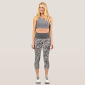 Graue militärische Tarnung weiße und graue Streife Capri Leggings (Vorderseite)